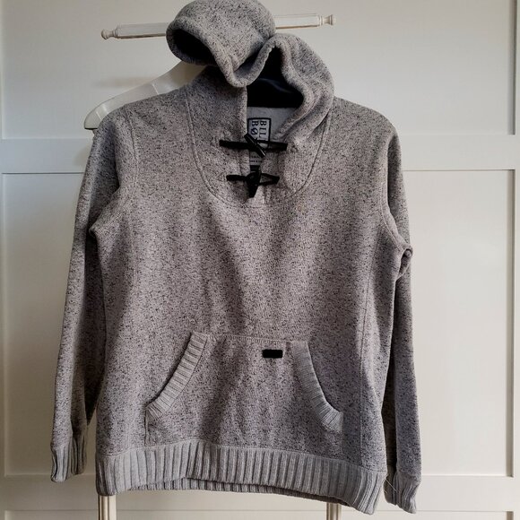 Billabong Other - EUC BILLABONG premium pullover button clasp handwarmer pocket hoodie (S)